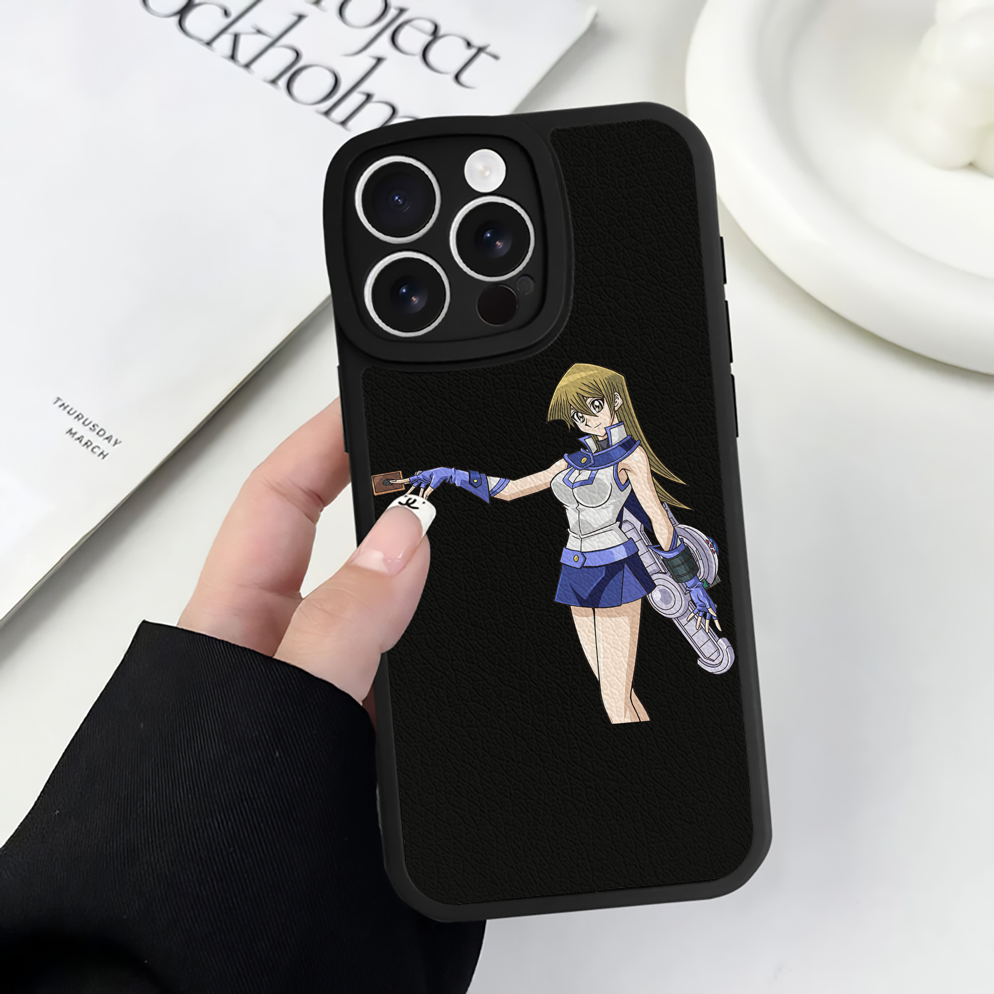 遊☆戯☆王 Yu-Gi-Oh! 【iPhone 16シリーズ対応】シリコンスマホケース（レザー調） 材質：シリコン